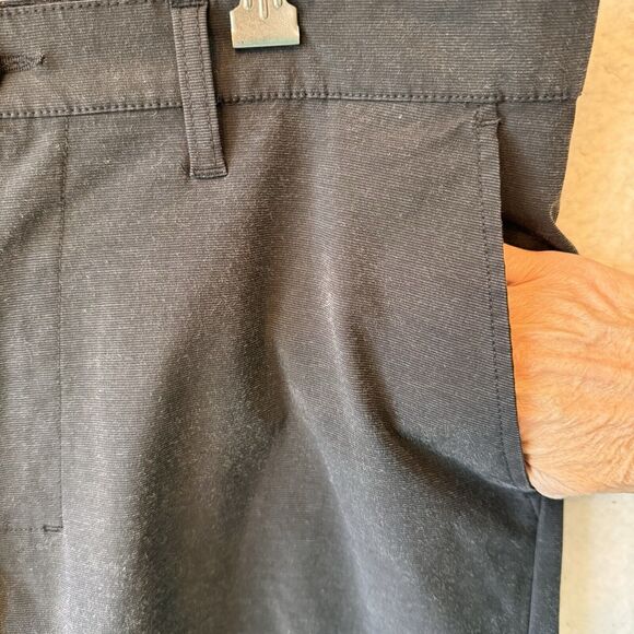 Callaway Shorts Mens 34 Black Flat Front Chino Polyester Performance Golf - Picture 6 of 12